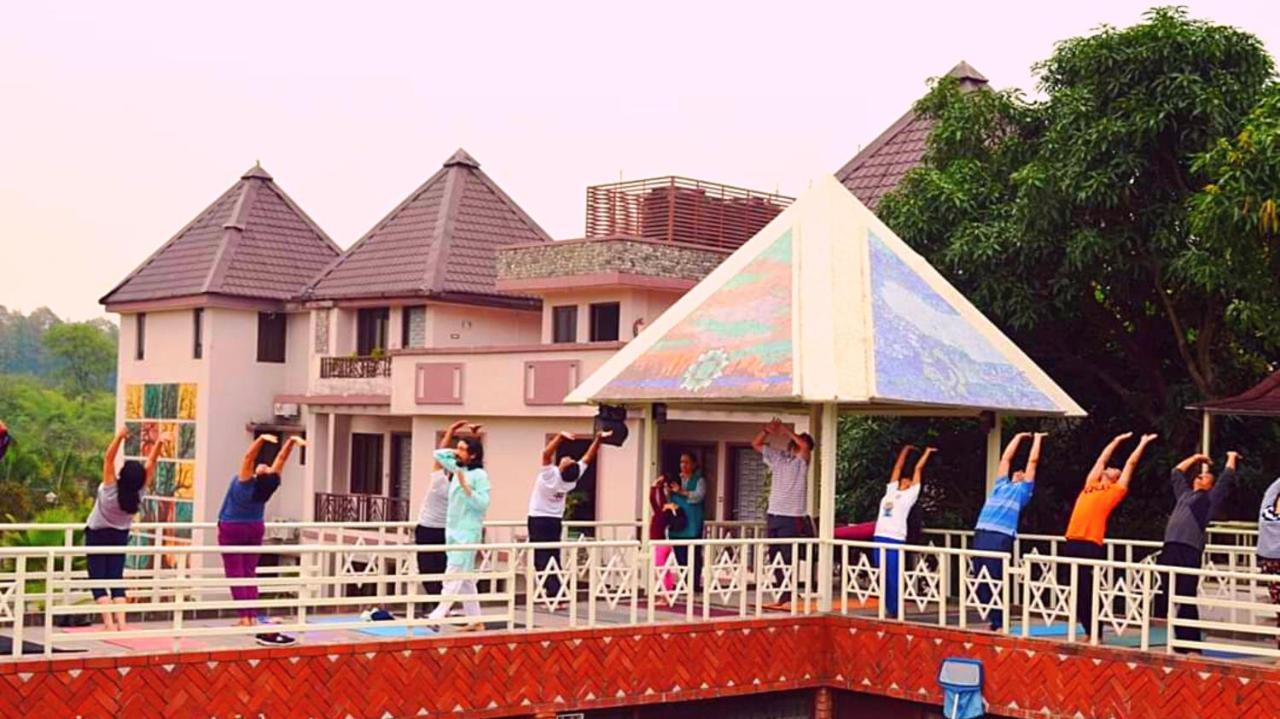 ShriGo Pyramid Home Divine - A Wellness Resort Dehradun Exterior foto