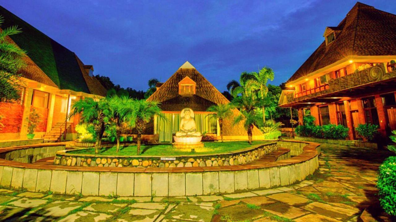 ShriGo Pyramid Home Divine - A Wellness Resort Dehradun Exterior foto