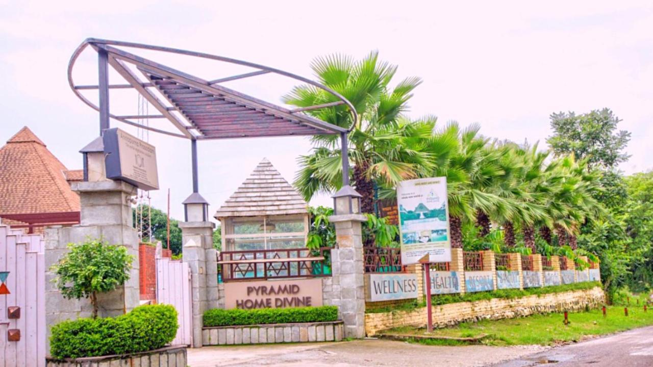 ShriGo Pyramid Home Divine - A Wellness Resort Dehradun Exterior foto